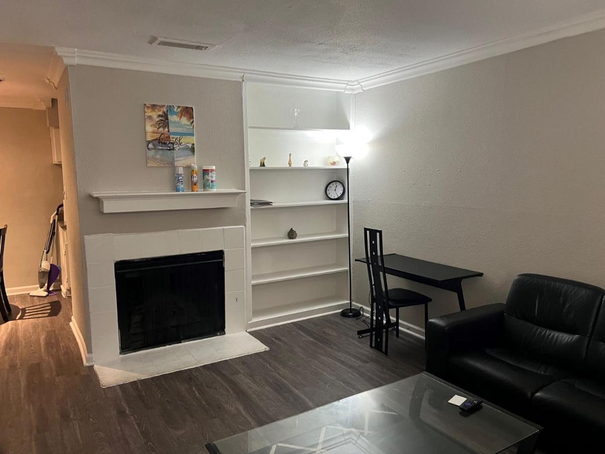 Beautiful 1-Bedroom Townhome With Nice Amenities Houston Extérieur photo